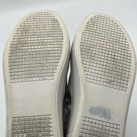 Steve Madden Gills Platform Sneaker Camo Canvas Slip On Comfort - Picture 7 of 10